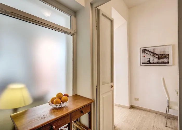 O Casa Fienaroli 2 *